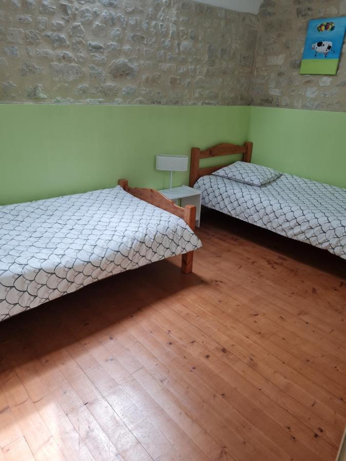 Domaine De La Cour Vautier Bed & Breakfast Mandeville-en-Bessin Exterior foto
