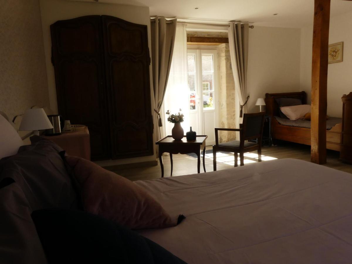 Domaine De La Cour Vautier Bed & Breakfast Mandeville-en-Bessin Exterior foto