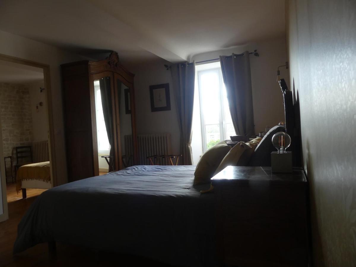 Domaine De La Cour Vautier Bed & Breakfast Mandeville-en-Bessin Exterior foto