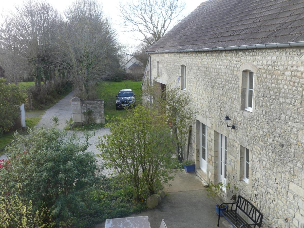 Domaine De La Cour Vautier Bed & Breakfast Mandeville-en-Bessin Exterior foto